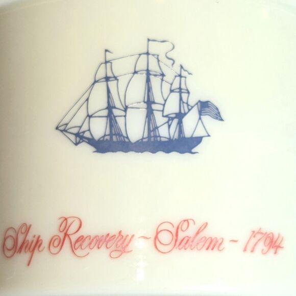 Old Spice VTG Red White Blue Ship Recovery Salem 1974 Shaving Mug 4.5"X3.5"X2.5" - Picture 7 of 8